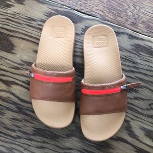 Reef Women’s sandals-Size 7